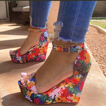 Selina Wedge- Fuchsia Floral